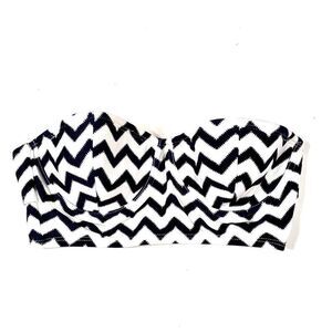 HOT WATER BLACK & WHITE STIFF BANDEAU SWIM TOP S